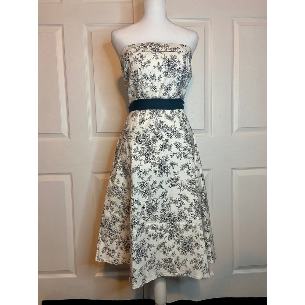 Teeze Me Floral Strapless Fit and Flare Dress White Black Sash Size 7